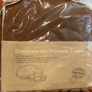 NWOT Dinnerware Brwn Quilted zip-cloz Storage Case